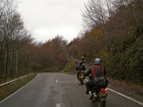 Motorcycle riders with their blinkers to the right